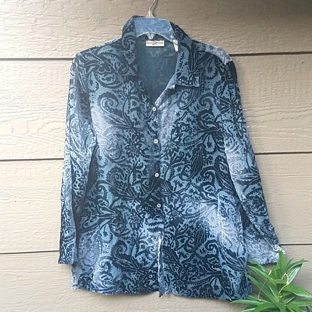 Vintage Y2K Travel Smith Black ombre burnout button down blouse M